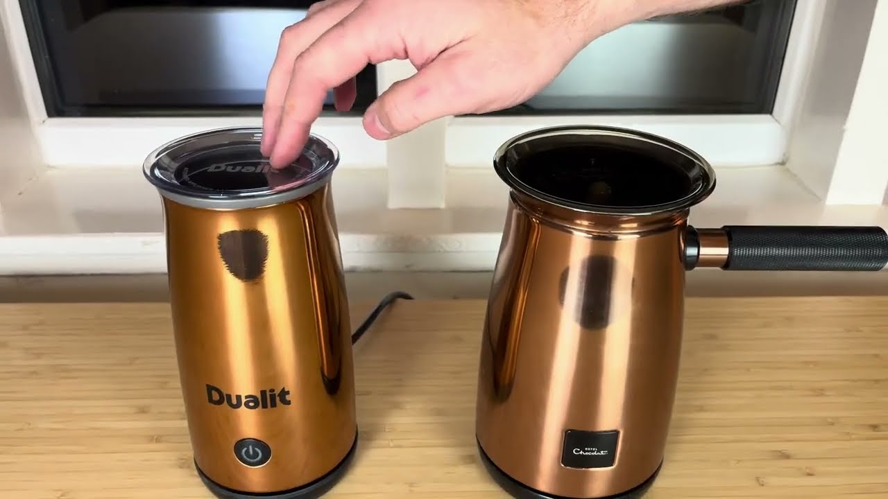 VELVETISER Vs COCOATISER - Which is best? | Hotel Chocolat VS Dualit | Hot Chocolate Maker Reviews