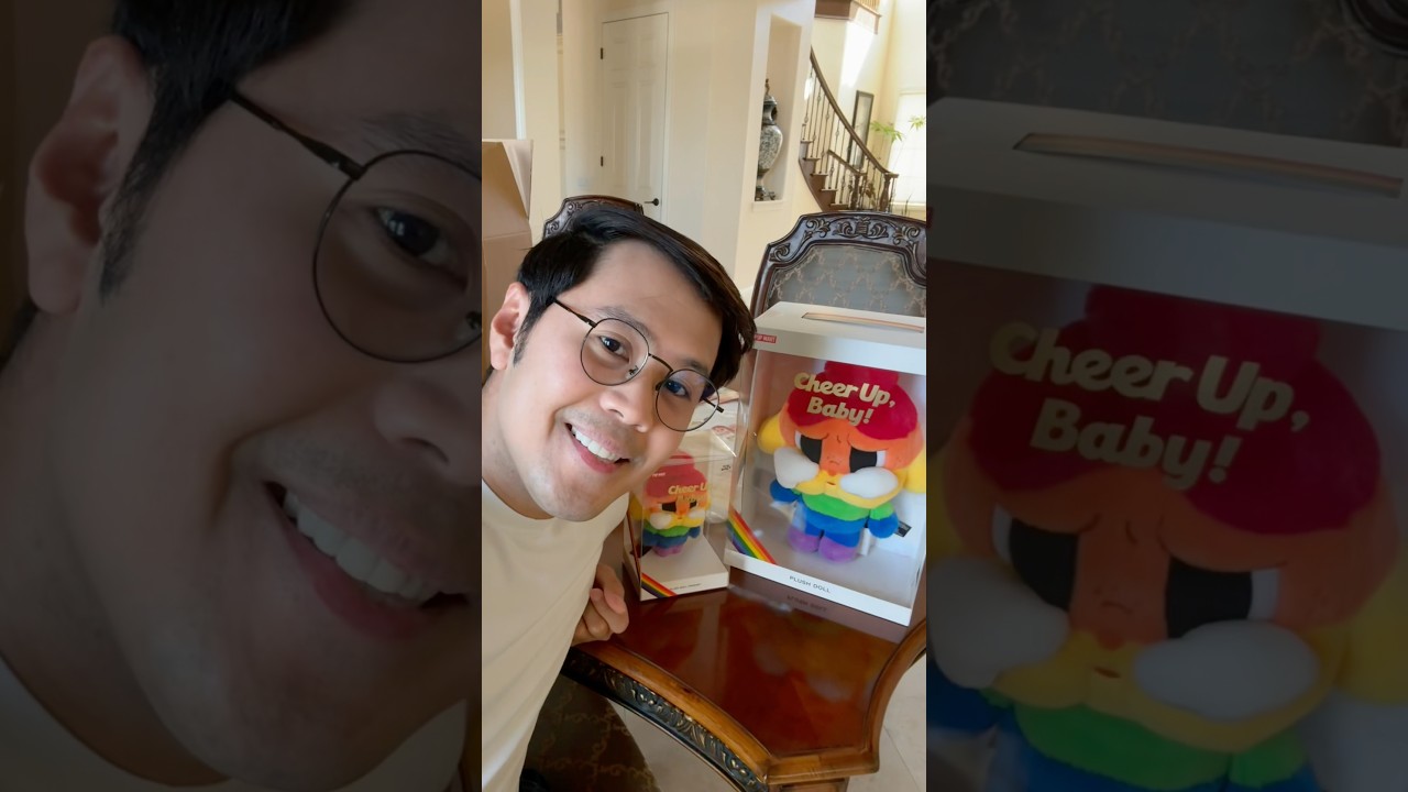 Unboxing Cry Baby. Cheer Up, Baby! Plush Doll Pride. 🏳️‍🌈 