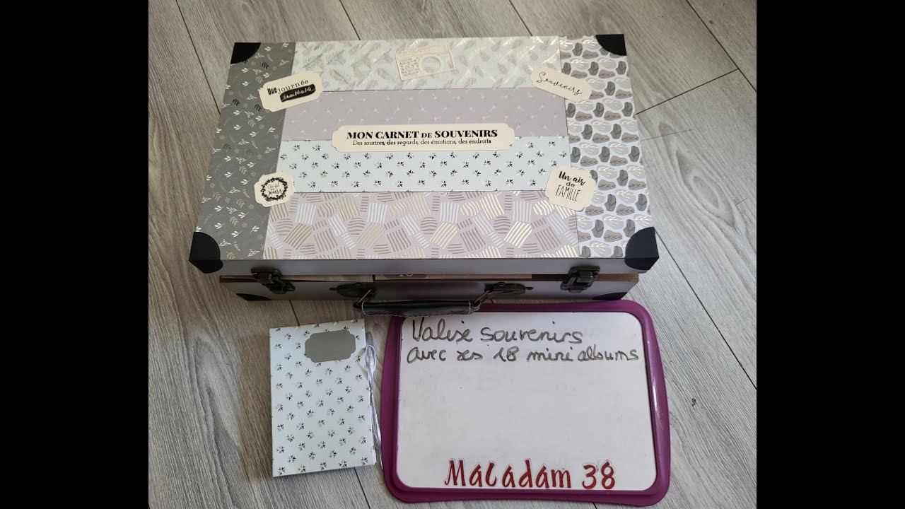 Valise &agrave; souvenirs pour les 18 ans #anniversaire #scrapbooking #albumphoto