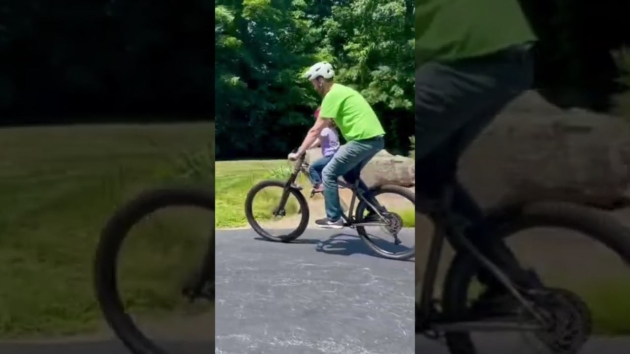 Shotgun kids bike seat and handlebars on a Chromag Doctahawk
