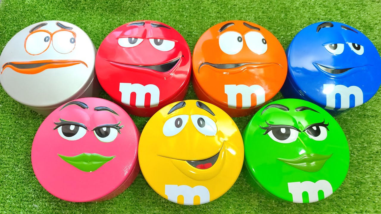 Oddly Satisfying M&M's Unpacking / Makeup ASMR Compilation
