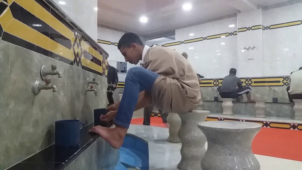حي 300 مسكن الطاهير ولاية جيجل - تلاوة عطرة للشيخ مبارك معوش