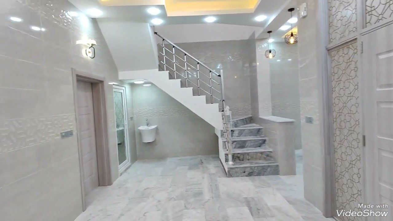 بيت للبيع في كربلاء حي العباس مساحة 100مترطابقين4غرف نوم 07724902896بناء جديد بعده مامسكون