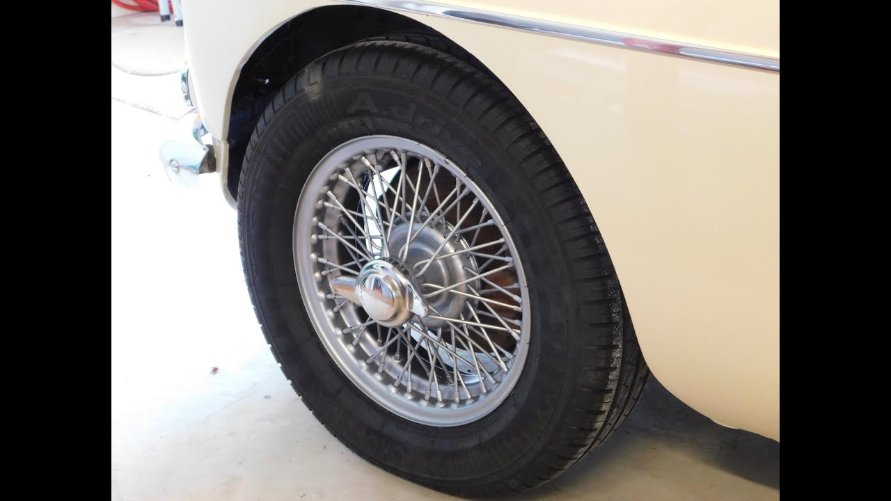 MGB GT Panel and Paint