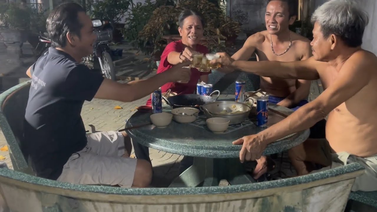 Đuôn dua ngầm nước mắm cu dừa xào ngọt 