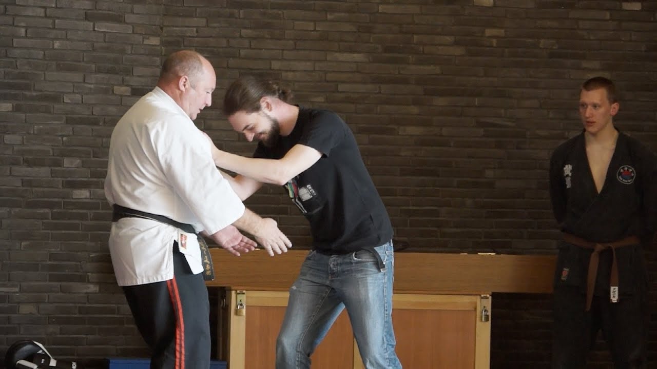 Kyusho Jitsu demonstration GM John Piket
