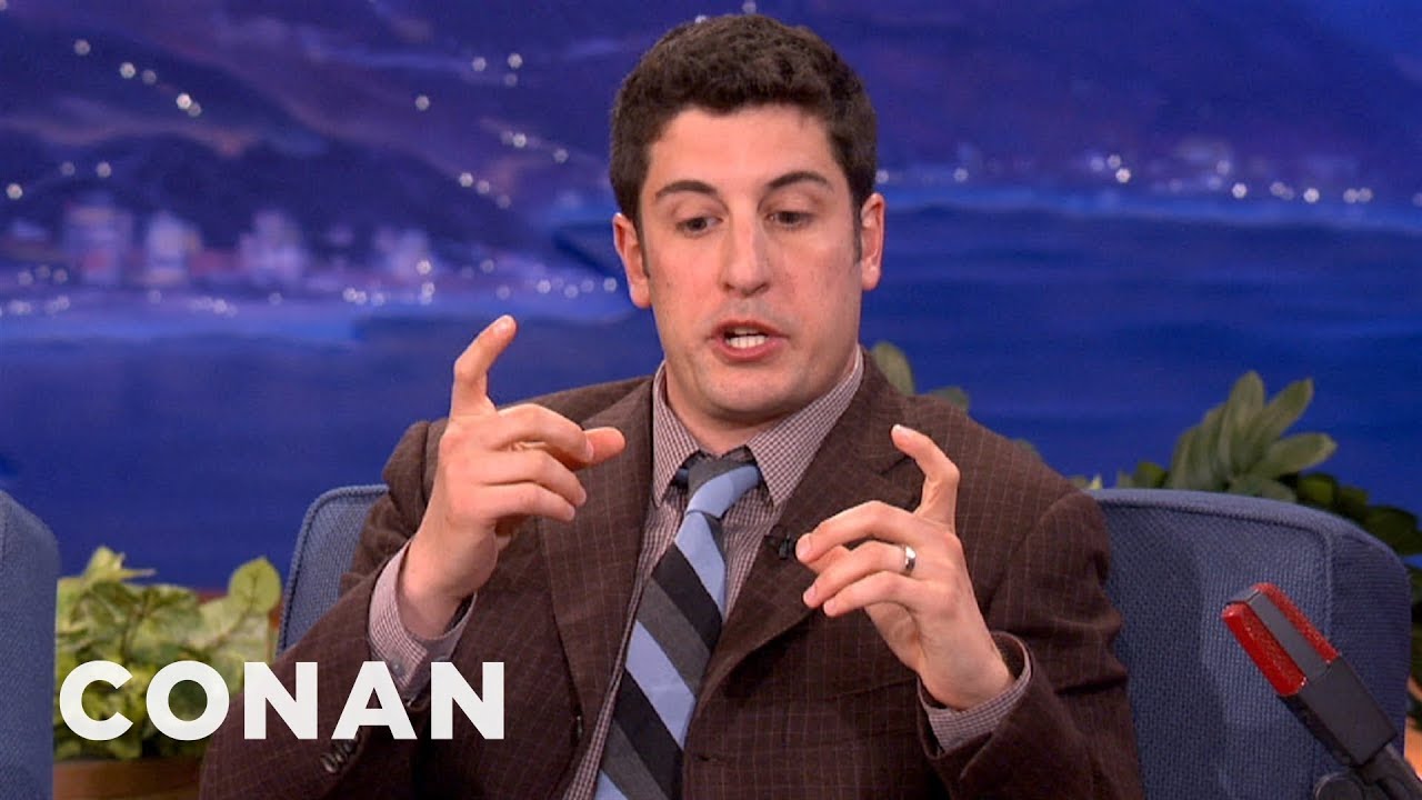 Jason Biggs' Full Frontal Nudity Gets Awkward | CONAN on TBS