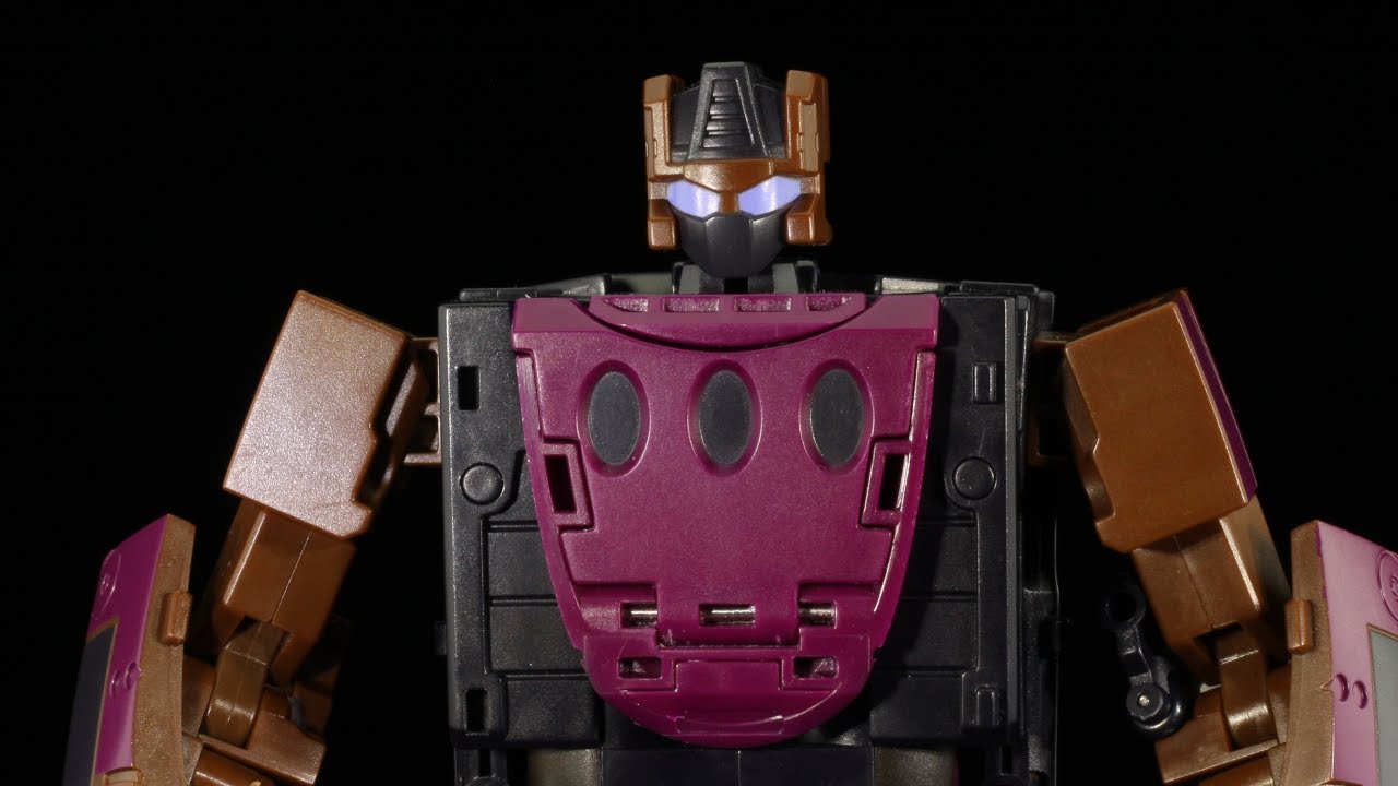 Mastermind Creations Ocular Max PS-16 Volatus Transformation Sequence