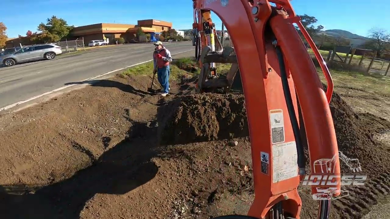 Ditch Clean Out with the Kubota U17