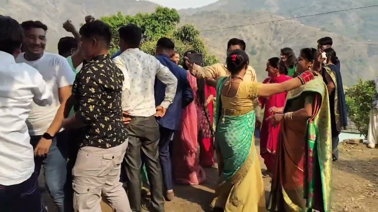 घरातियों व बरातियों का डान्सर कॉम्पटीशन #चिनाऊ#sanjaymilanbandkhetu #टाडियू-9690202620