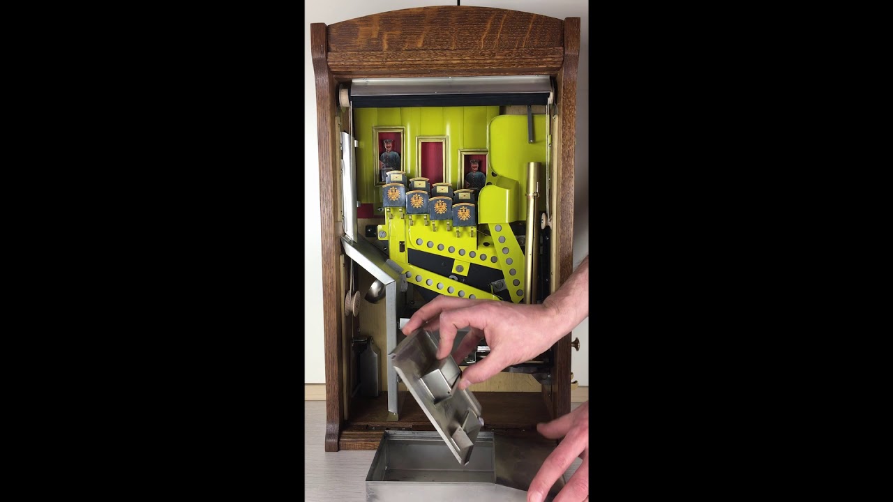 Der Geldbriefträger    Spielautomat  Reinhard Hoffmann Automatenfabrik  1907