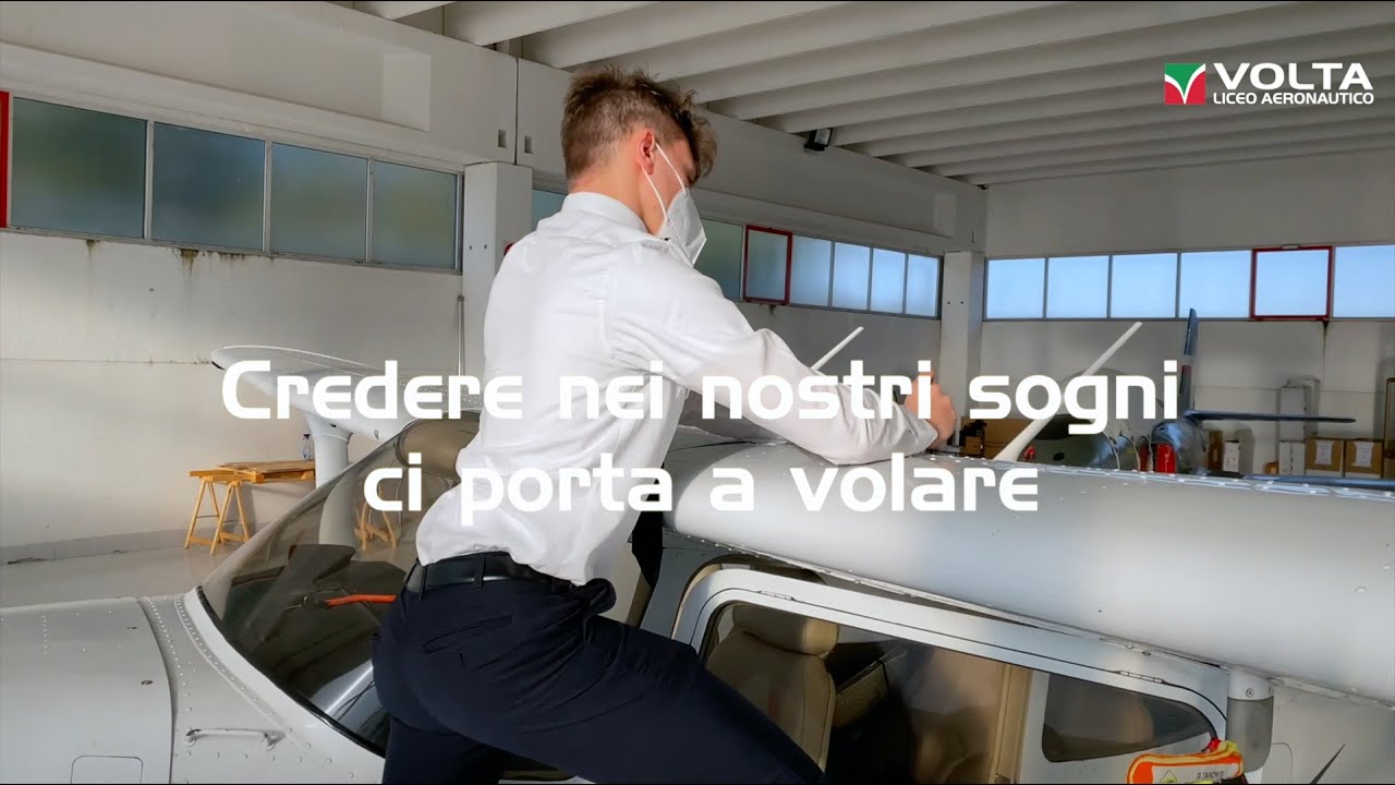 Intervista a Simone Agnoletto, ex studente Volta, ora Pilota di Linea