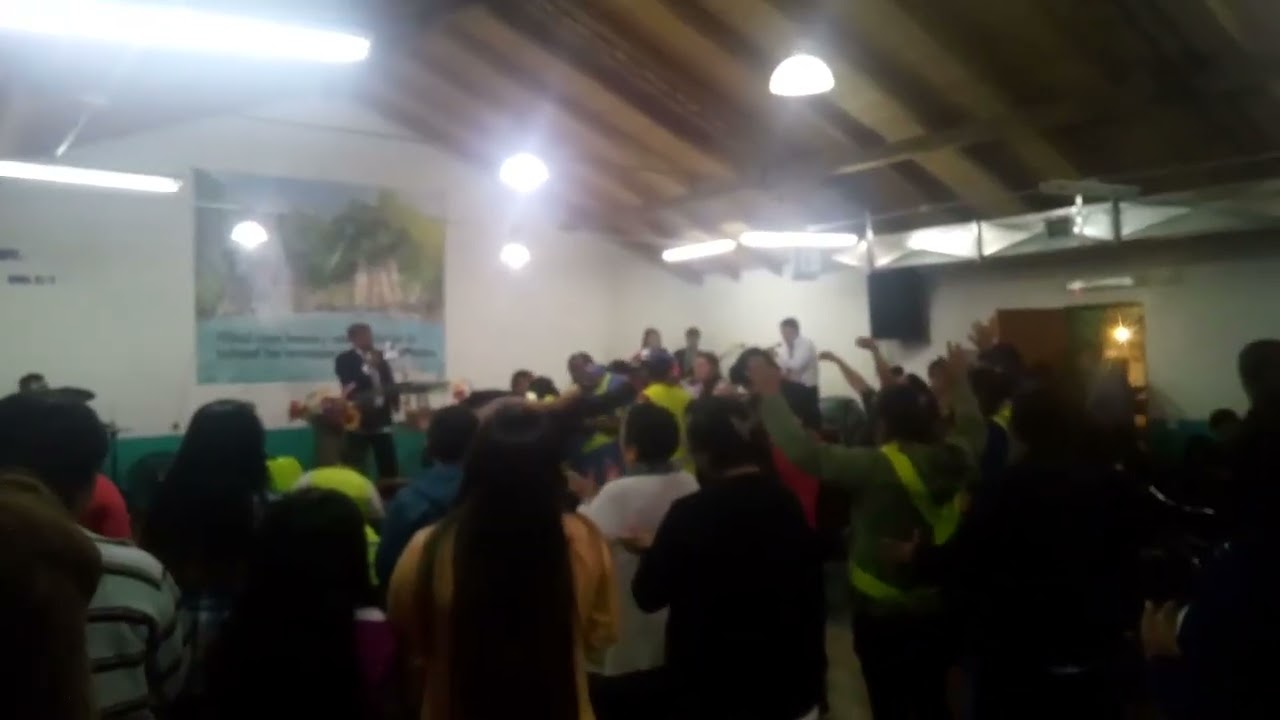 hermanos de el bolsón q vinieron de propósito -arroyo las minas-llegada ala iglesia #viralvideo