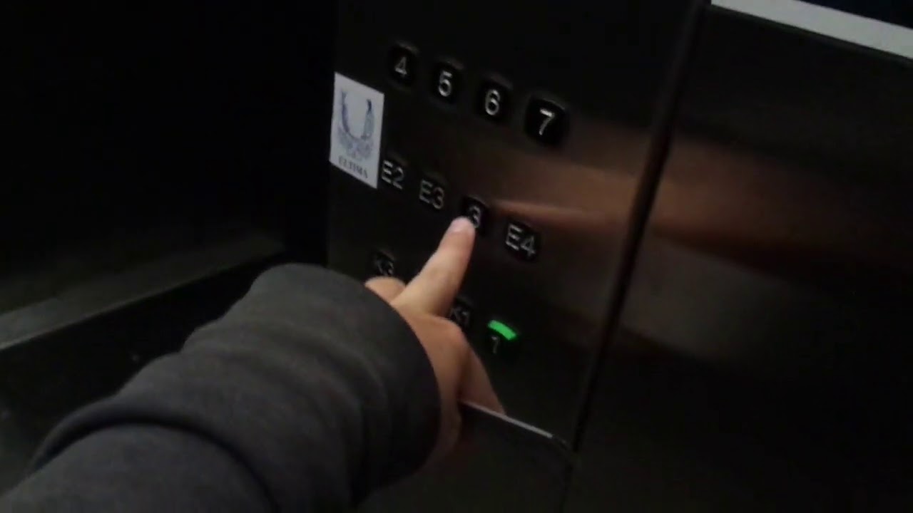 AMAZING with 12 floors! 1988 KONE M Traction Elevator @ Hotel Haven, Kaartinkaupunki, Helsinki, FIN