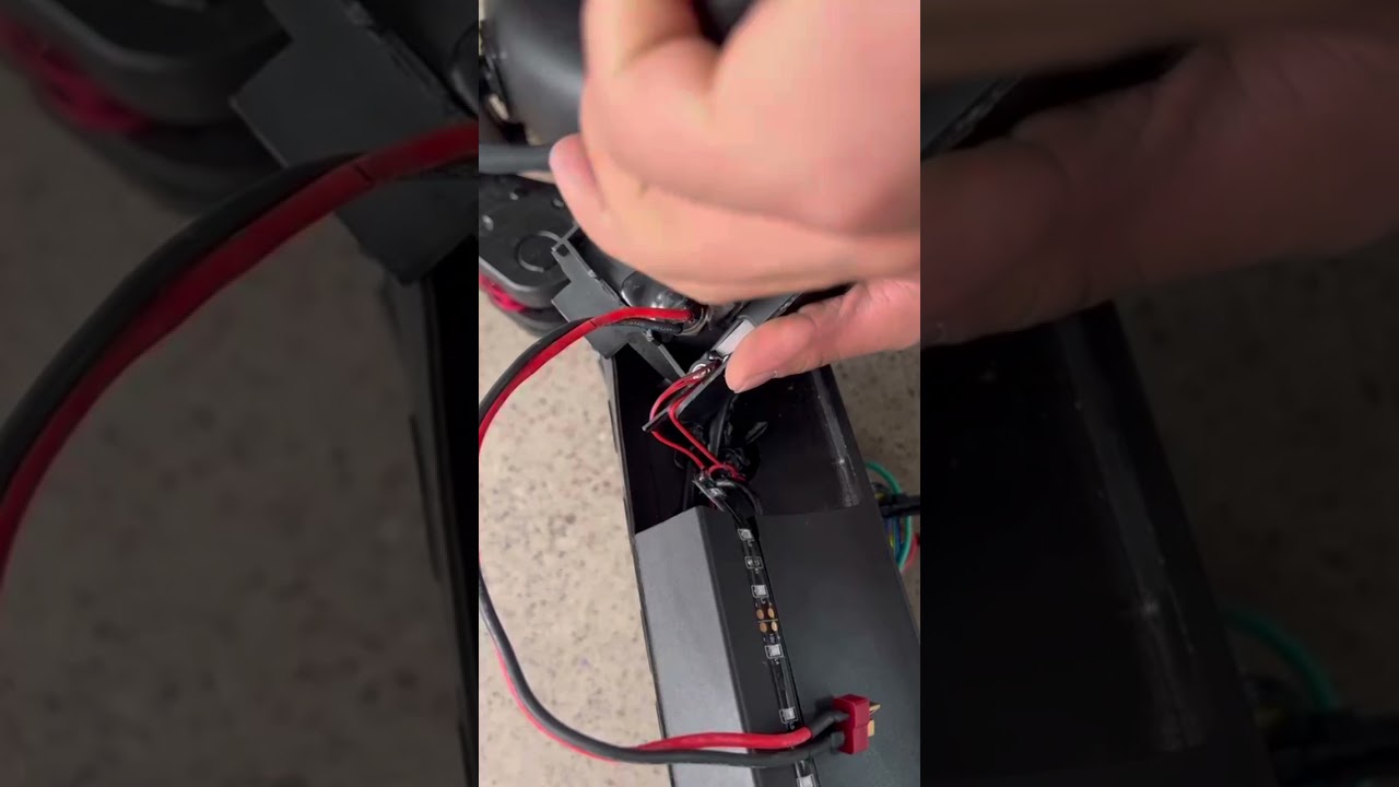 Replacing the charging port