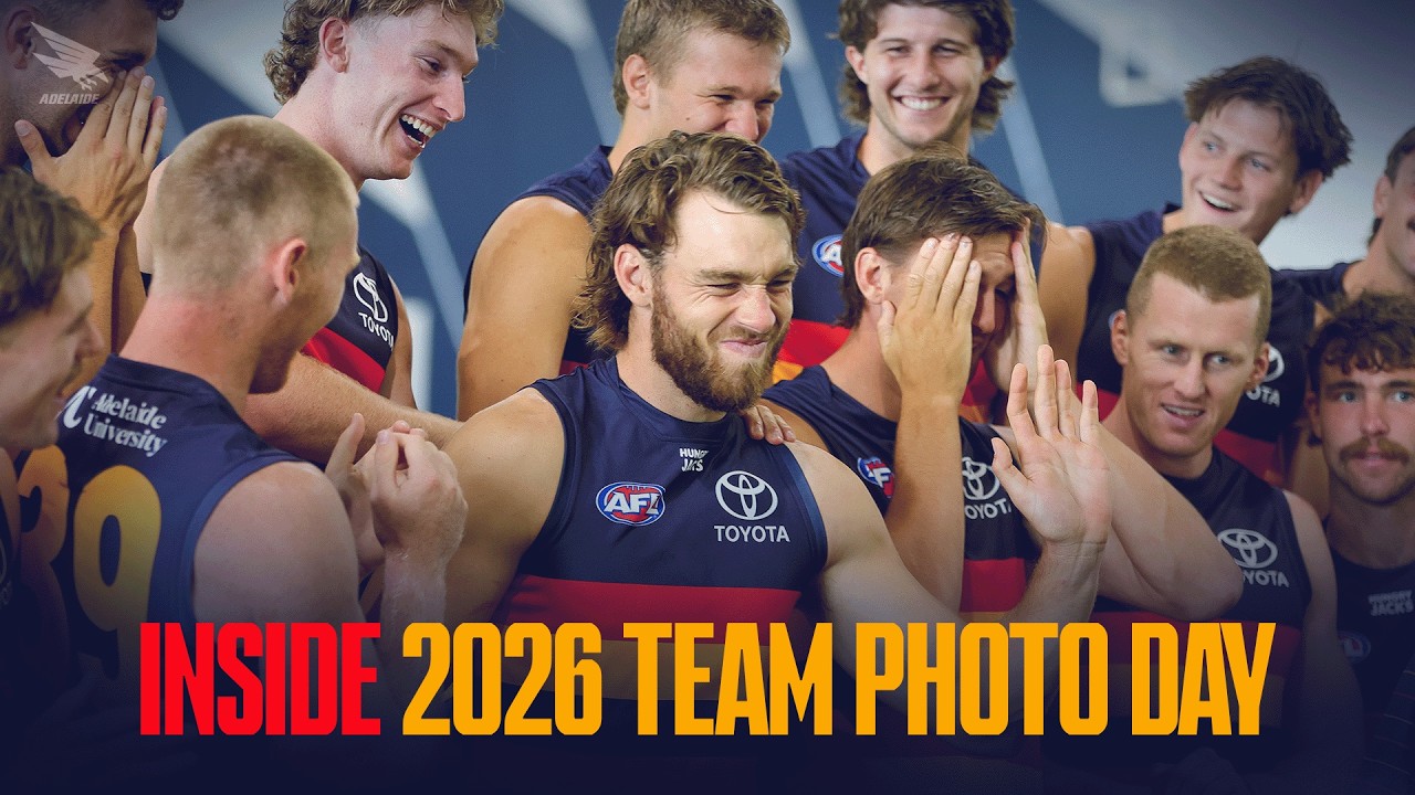 POV: You’re inside team photo day 👀