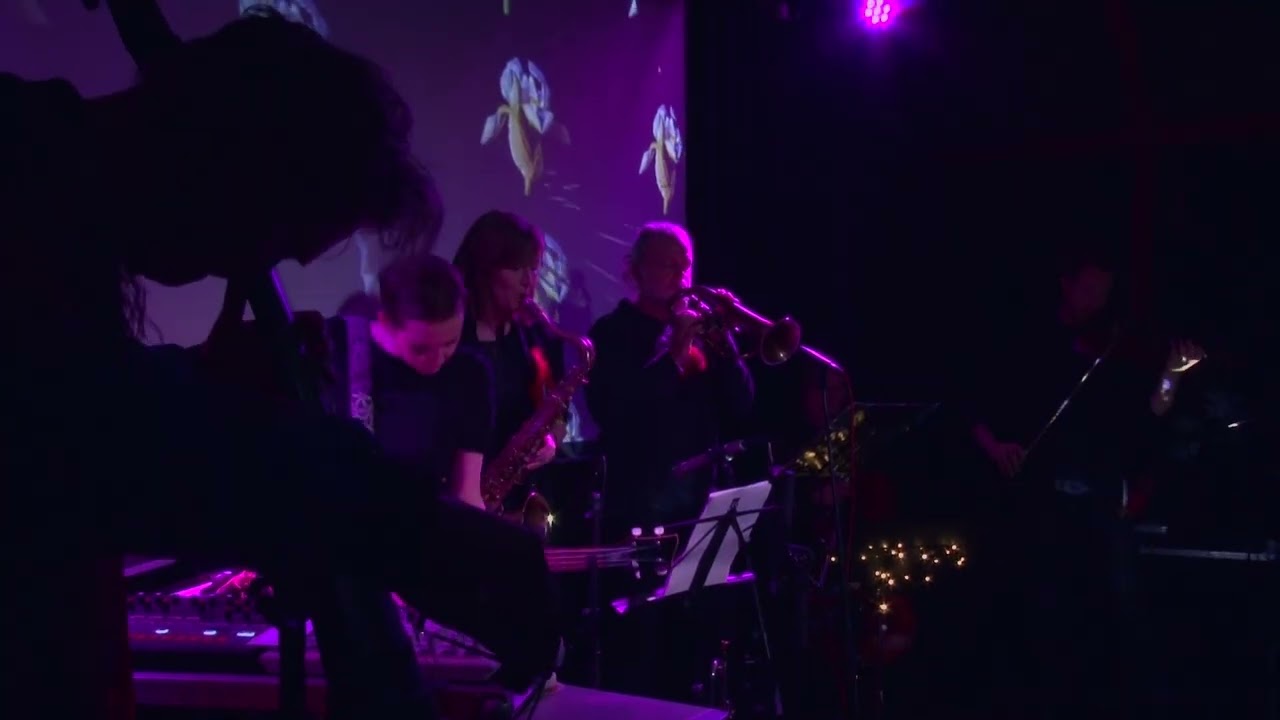 SICKER MAN & Spökenkieker - StillStand (live)