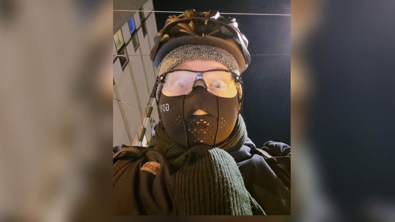 Freezing commute home on an ebike in Helsinki downtown via Bulevardi