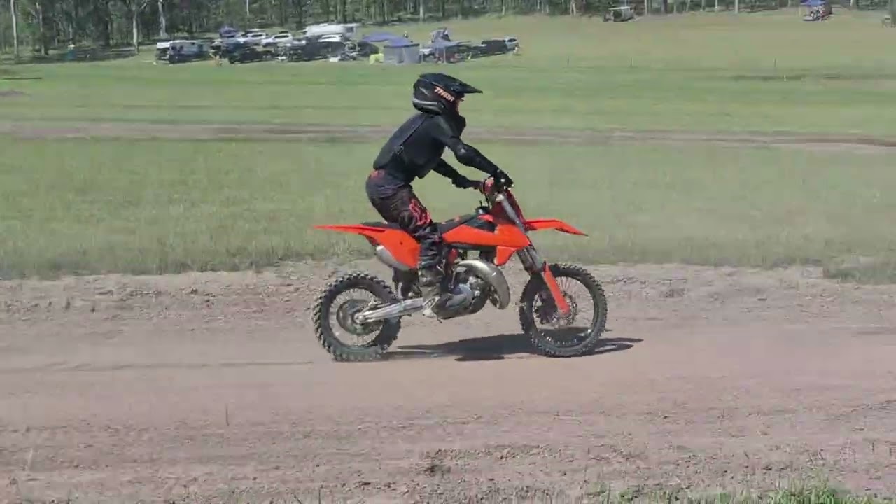 Reds Ride Park Sunday Morning Session MX 2 Action