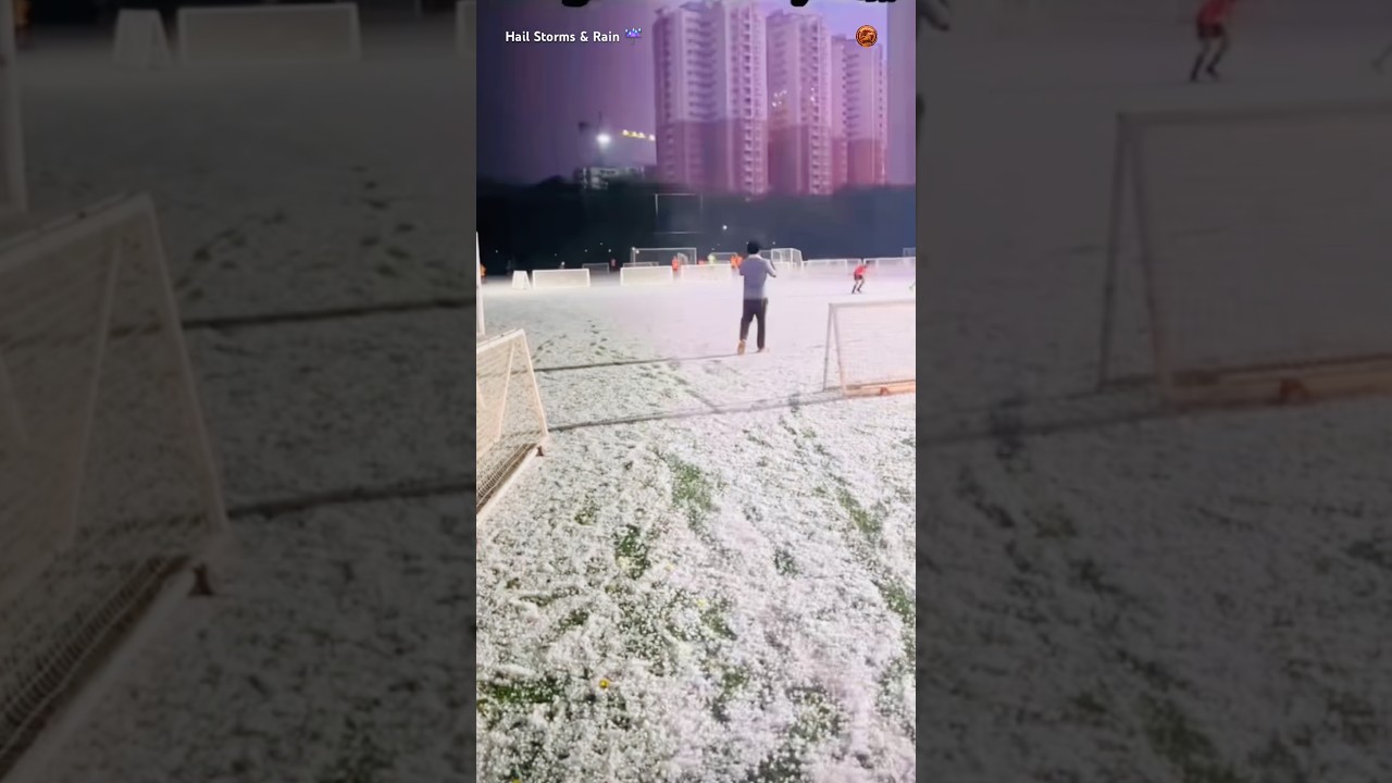 Hail Storm & Rain in Cricket Turf in Bangalore ❄️#ytshorts #feed #cricket #rain #hailstorm #turf