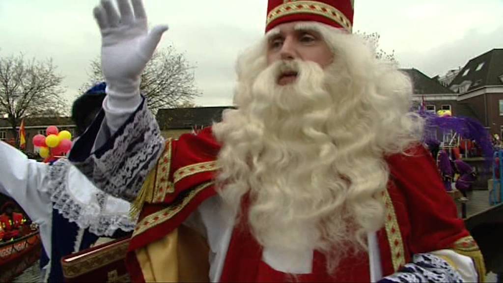 Sinterklaas in Veghel weer warm onthaald