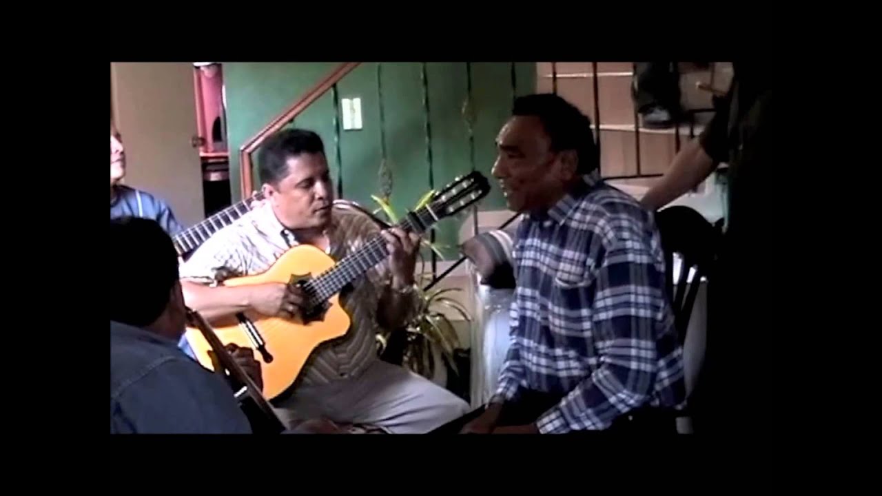 Escogido fui de Dios con Edgar Devia & Eduardo Silva.