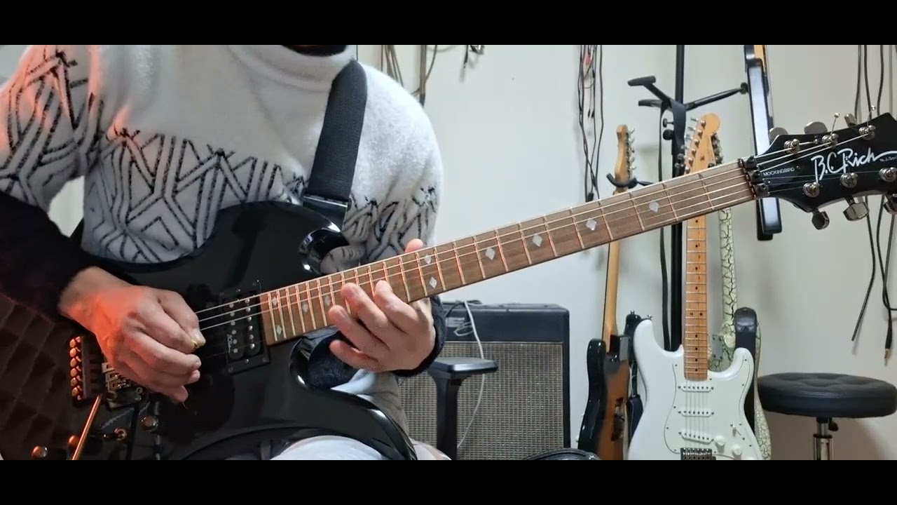 G Minor - Guitar Jam practice. B.C. Rich NJ Mockingbird Black (Made in Korea)