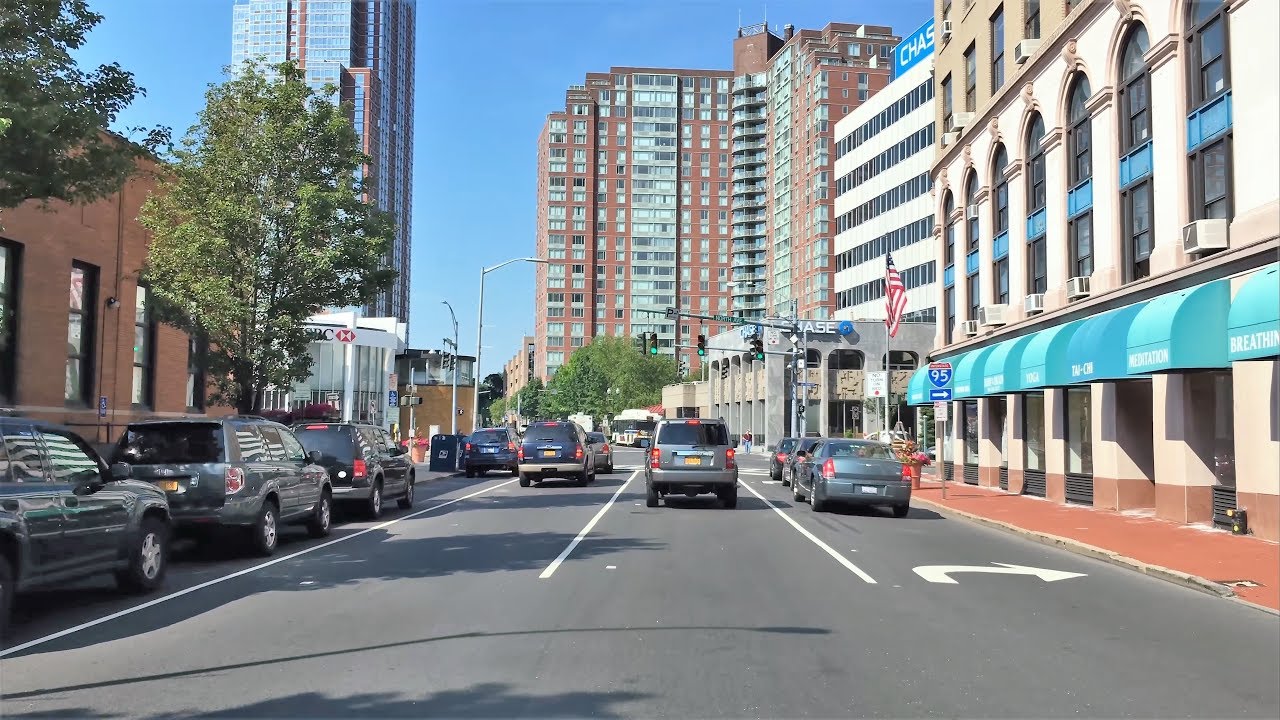 Driving Downtown - New Rochelle 4K - New York USA