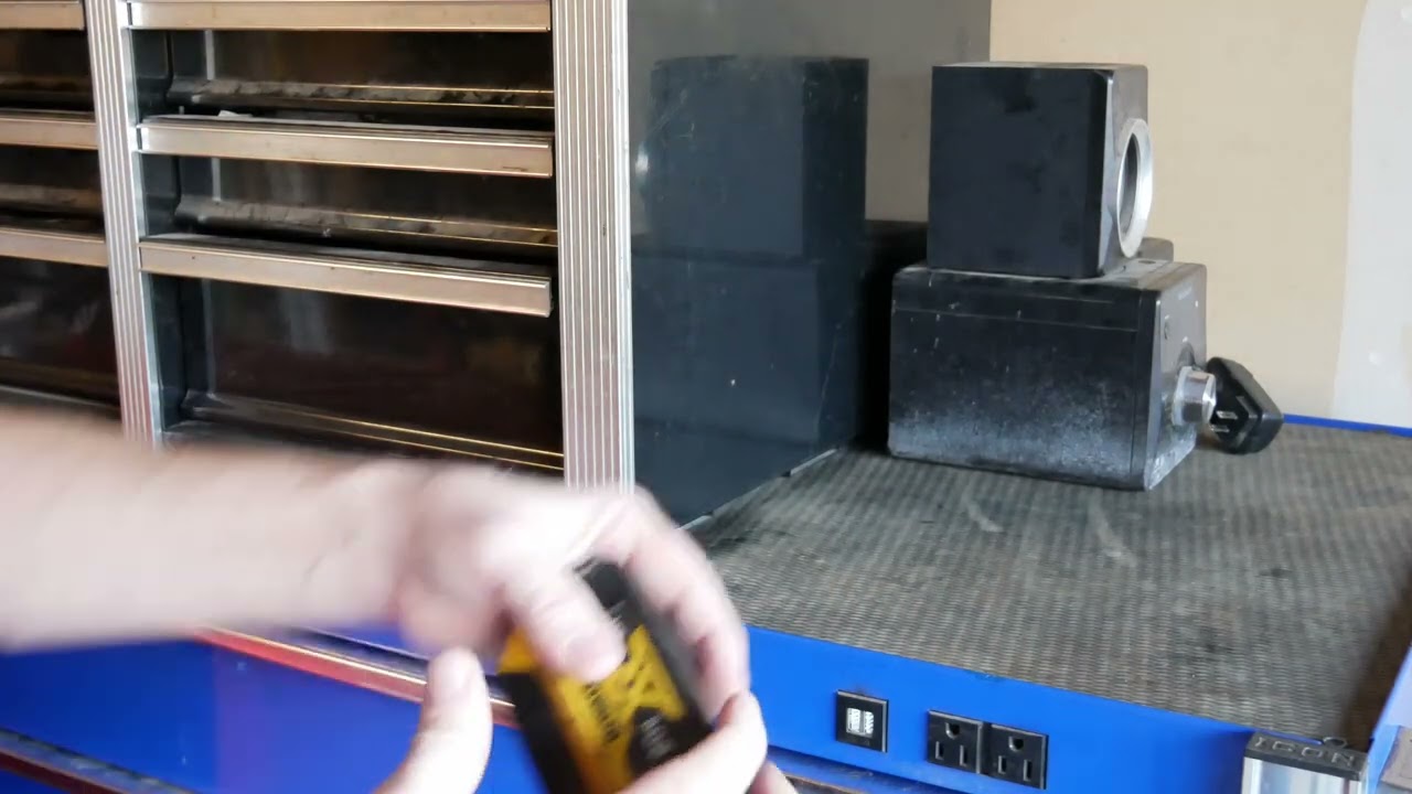 Magnetic Battery Holder for Dewalt 20V Max Batteries