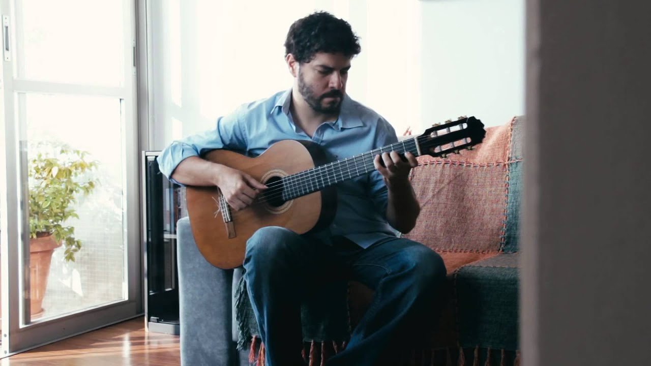 Vinícius Gomes - Carrossel (Helio Delmiro)