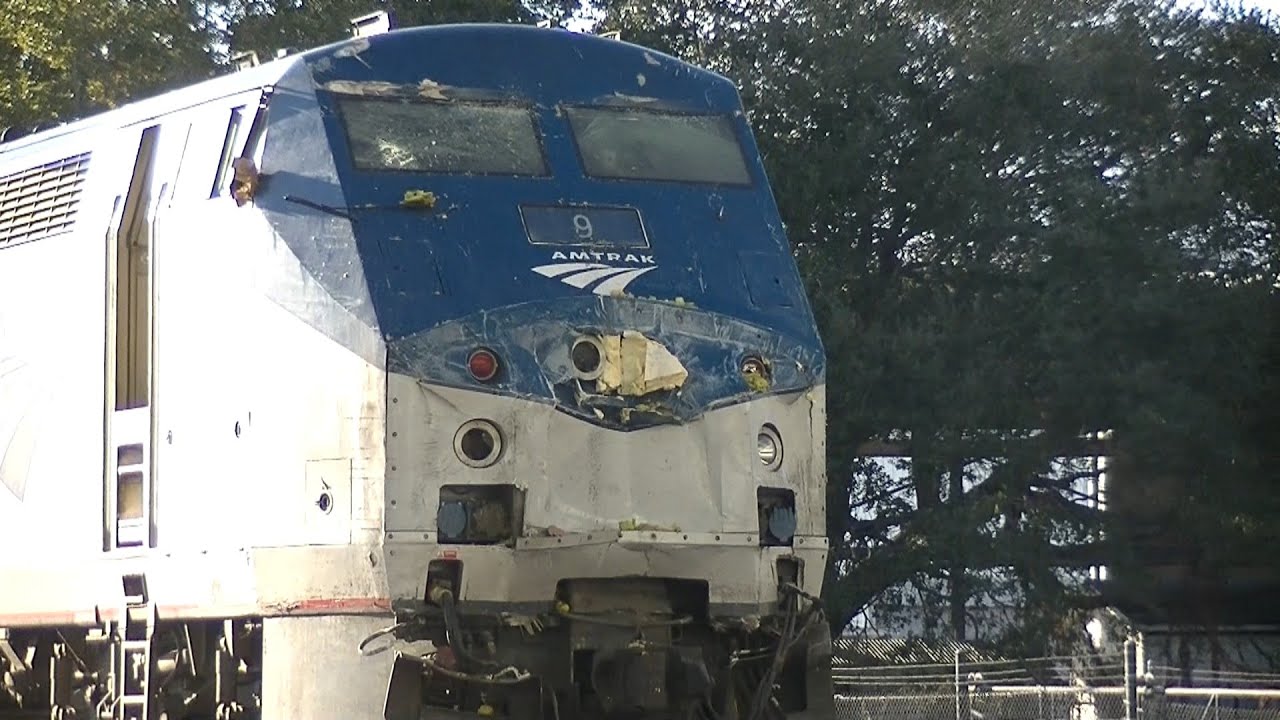Amtrak 91, The Silver Star hits a tomato truck in Lakeland ,FL.