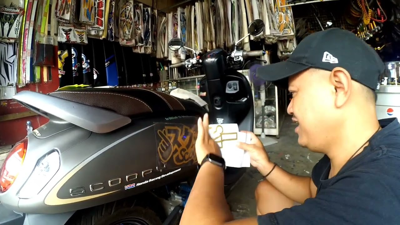 Pasang Sticker Sarangheyoo di All New Scoopy 2021 || Project Scuper
