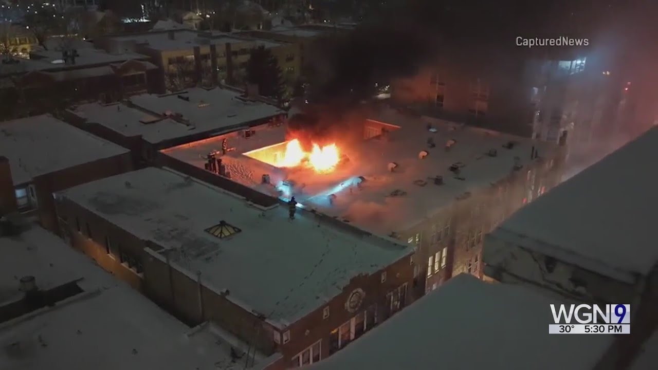 Fire at Uptown apartment complex displaces several residents