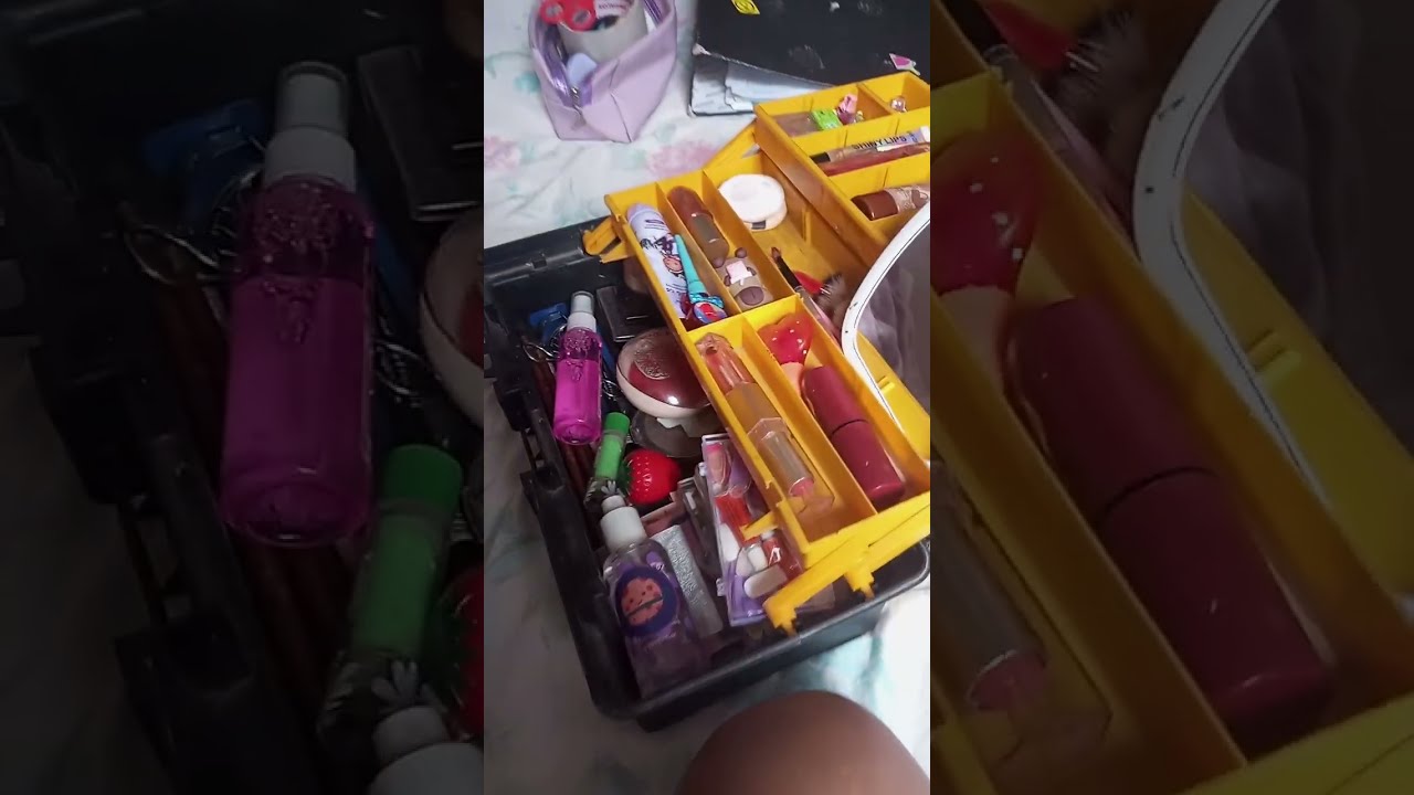 Les muestro lo q tiene mi hermana de 12 años en su cajita de maquillaje 