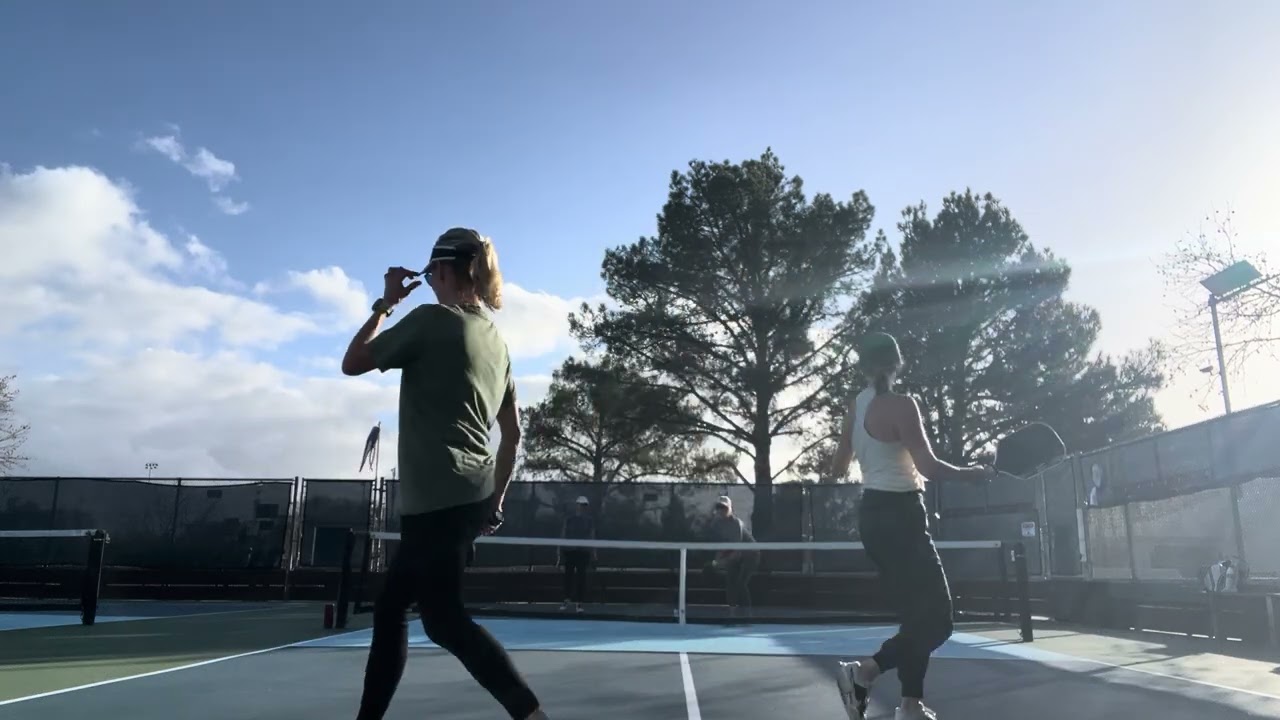 Ann & Wendy vs Kelley & Sherrie