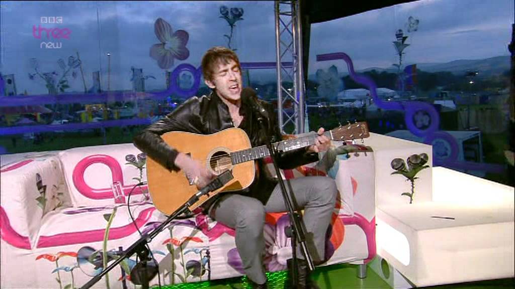 Miles Kane - BBC 3 Tree House - T In The Park 2011.mpg