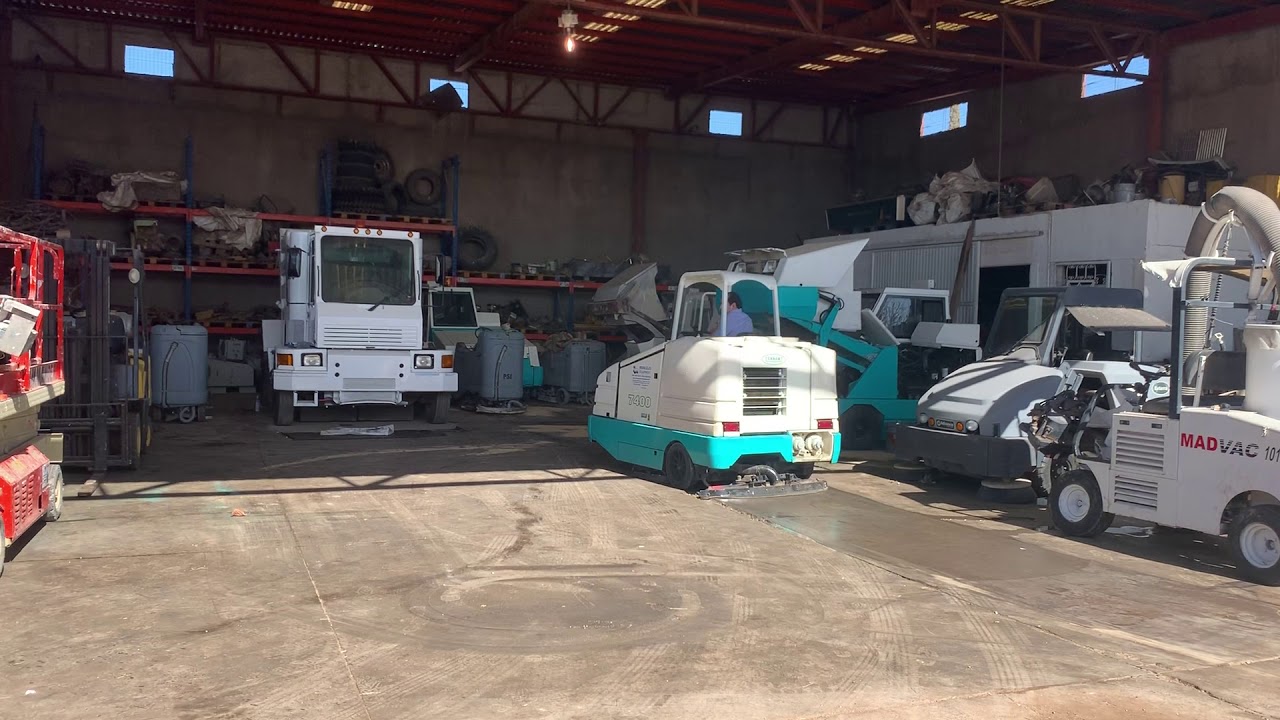 Restregadora Industrial 2007 Tennant 7400 venta renta servicio de limpieza