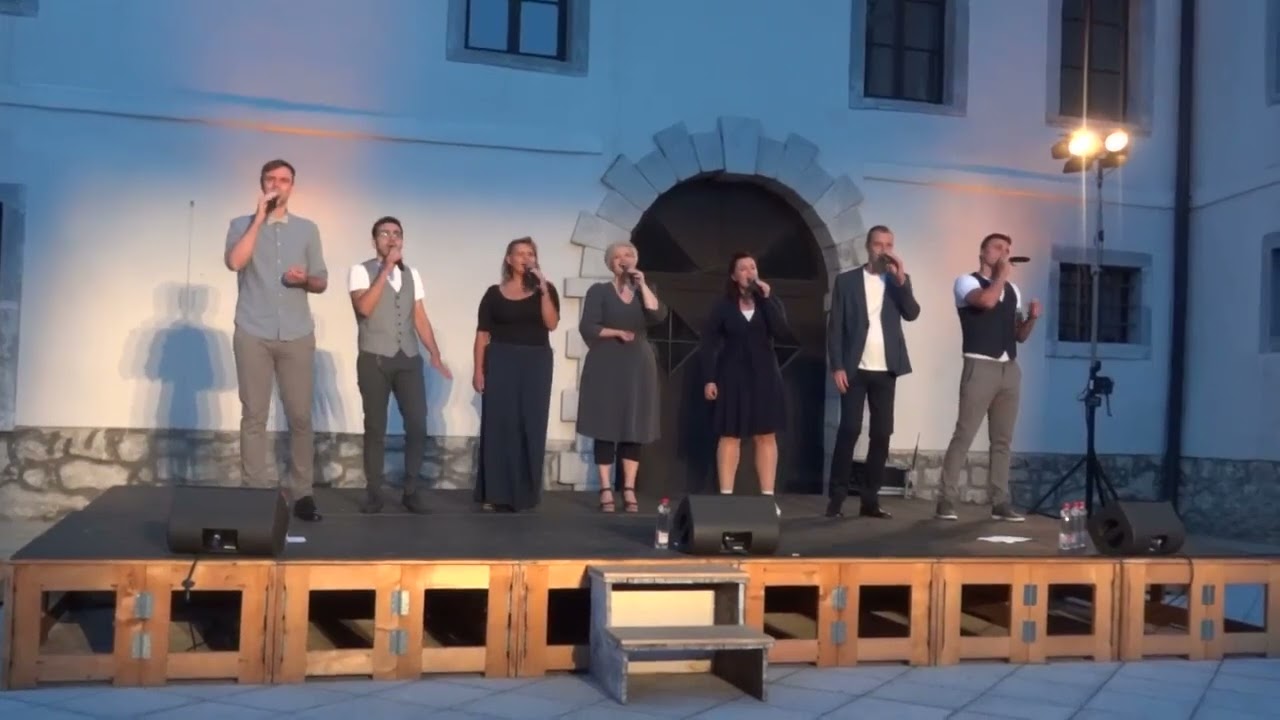 Čakaj me
