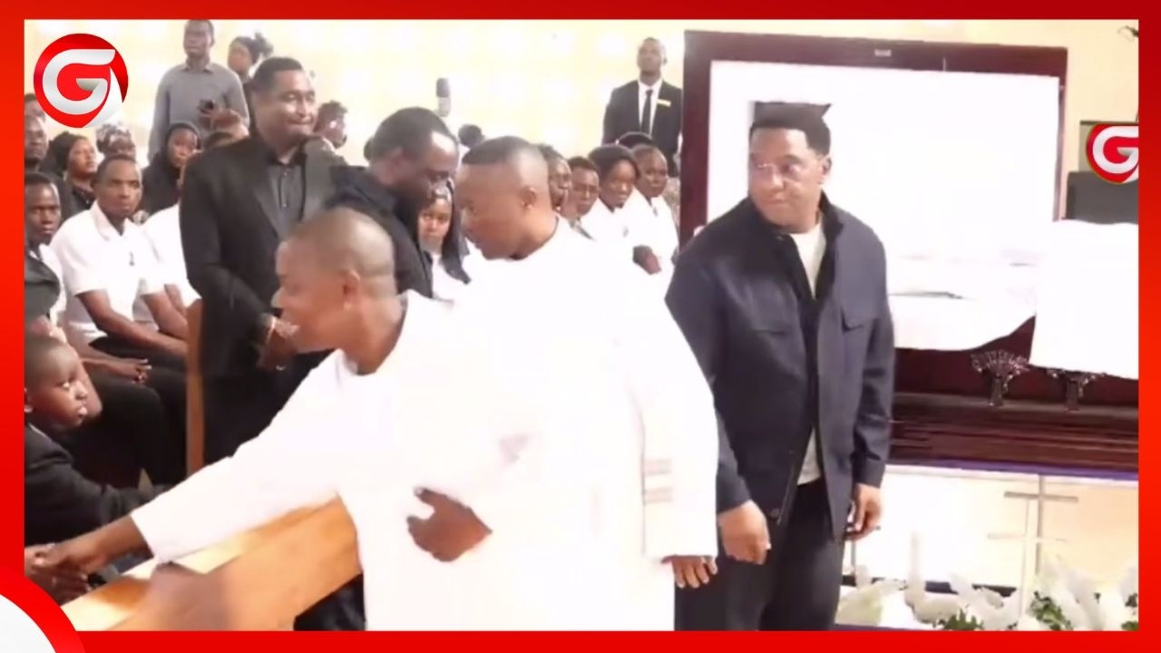 MAKONDA - MWAMPOSA na MKE WAKE WALIVYOAGA JENEZA LENYE MWILI wa SSEBO na KUMFARIJI MTOTO wa SSEBO...