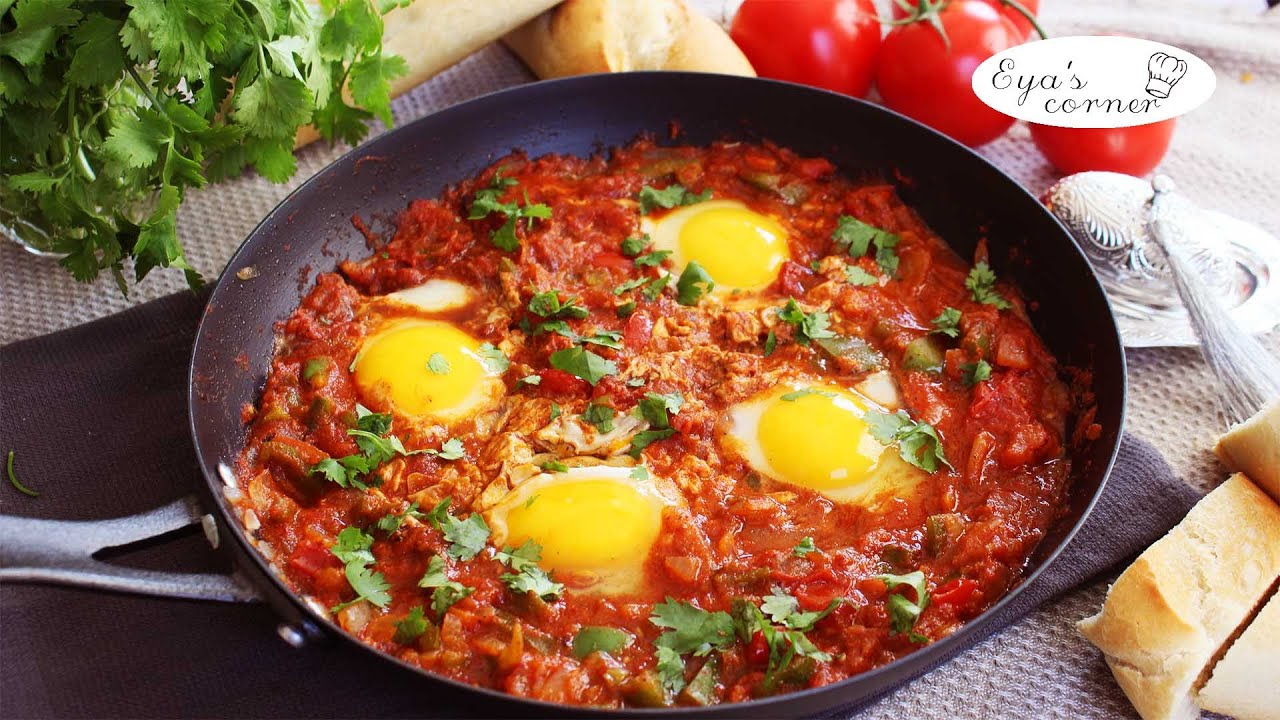 Shakshuka - eggs in tomato sauce/ The ORIGINAL TUNISIAN recipe and all the secrets