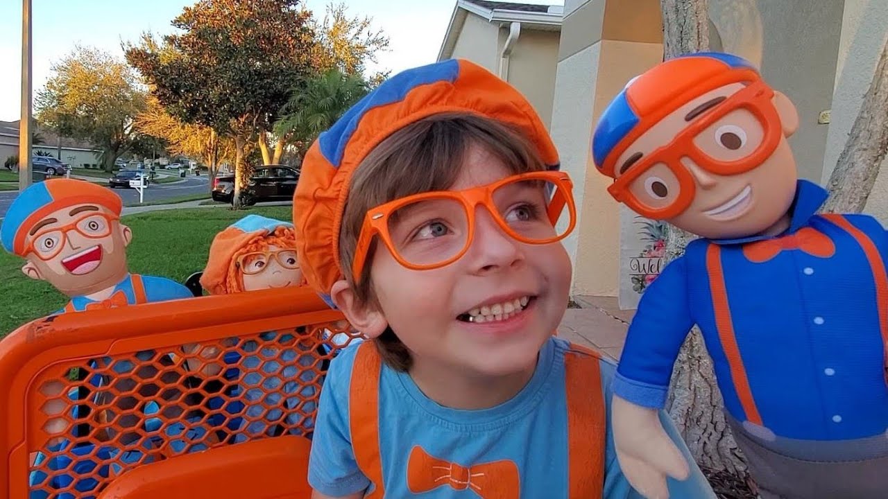 2020 ALL NEW BLIPPI BUDDY TOYS review for toddlers and kids on Jonathan's PLayhouse #1 Blippi Fan