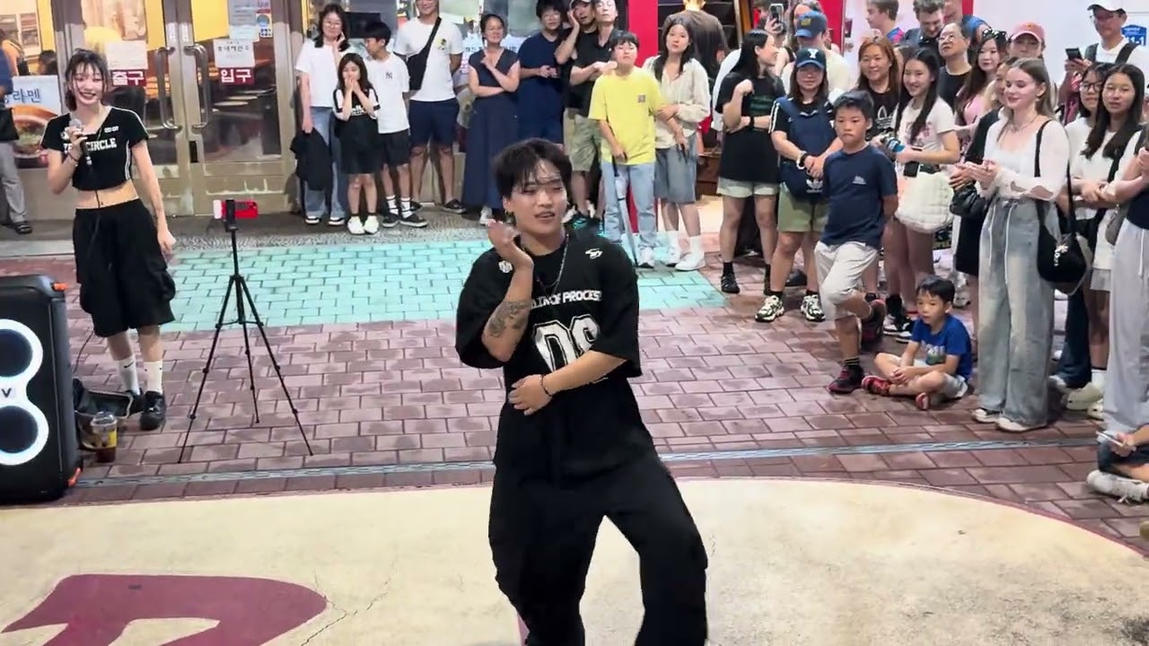 HONGDAE K-POP SOLO BUSKING (Hello Sehee.Hyunjin 안녕하세희현진) - [Twice] Like Ooh-Ahh (2)