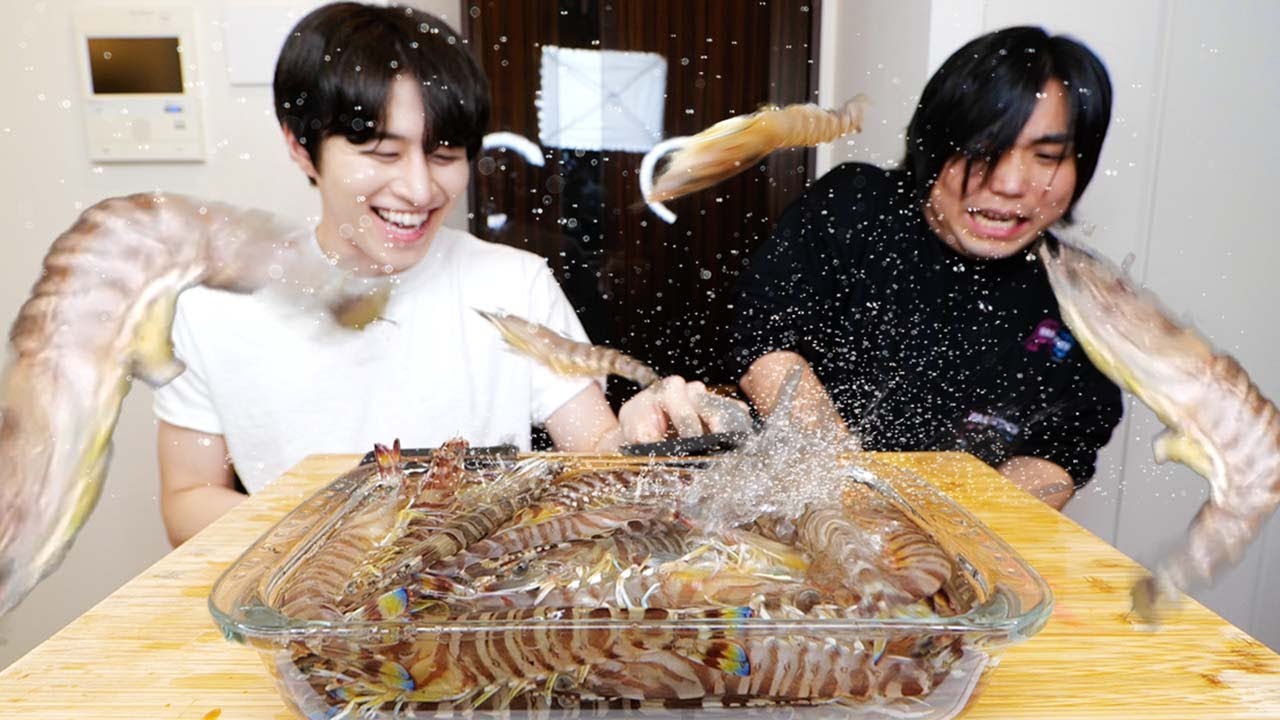 【カンタの弟?】絶対にコラボしなかった2人に生きたエビを食べさせてみたww