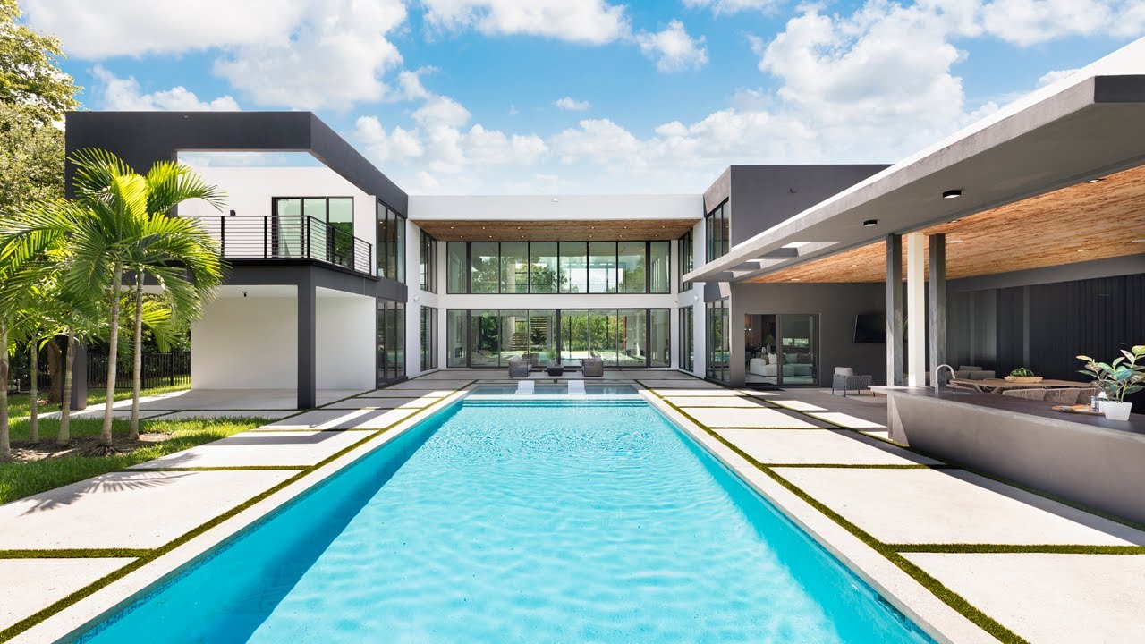 7425 SW 136th Street | Miami, FL