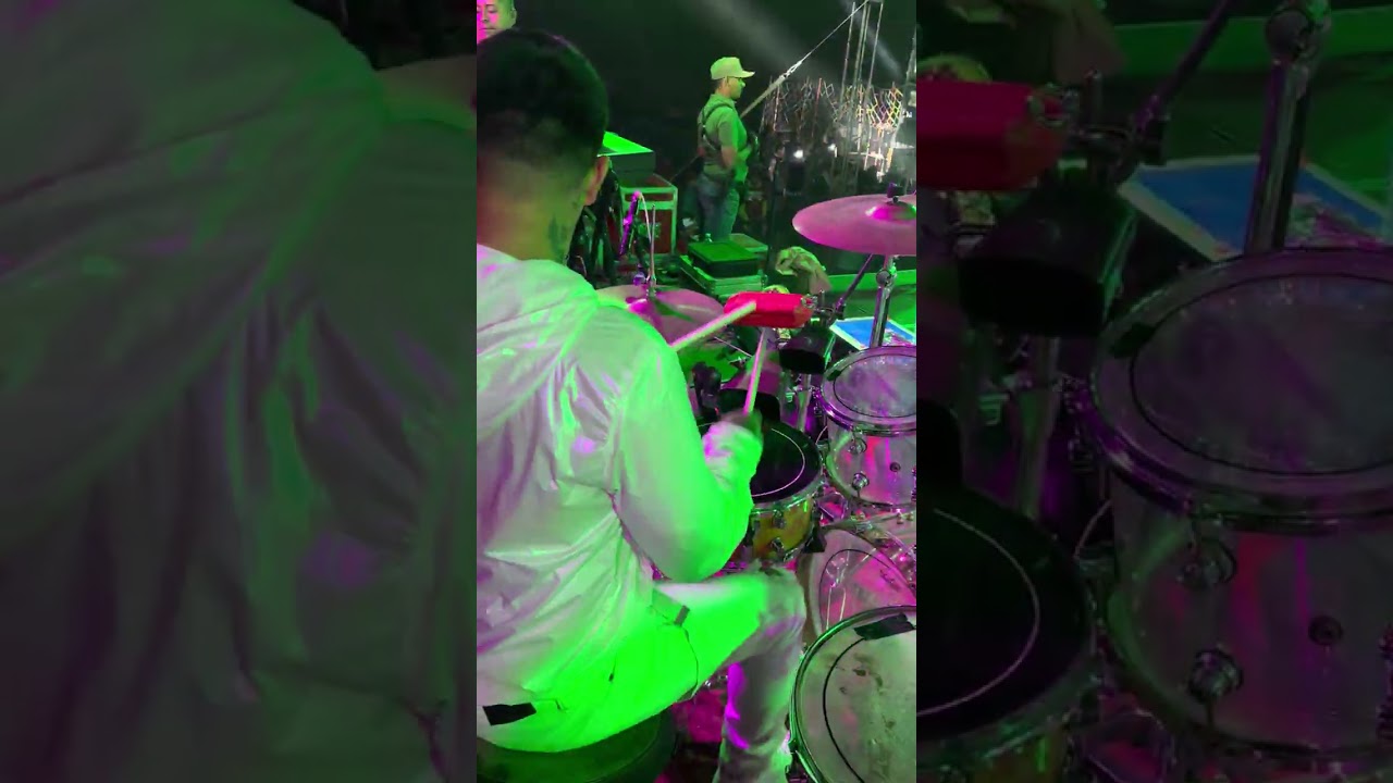 El chaman 🔥  PODER URBANO Eddu  lozano Drumm CAM live  video  🤟🏻🥁🔥✌🏻