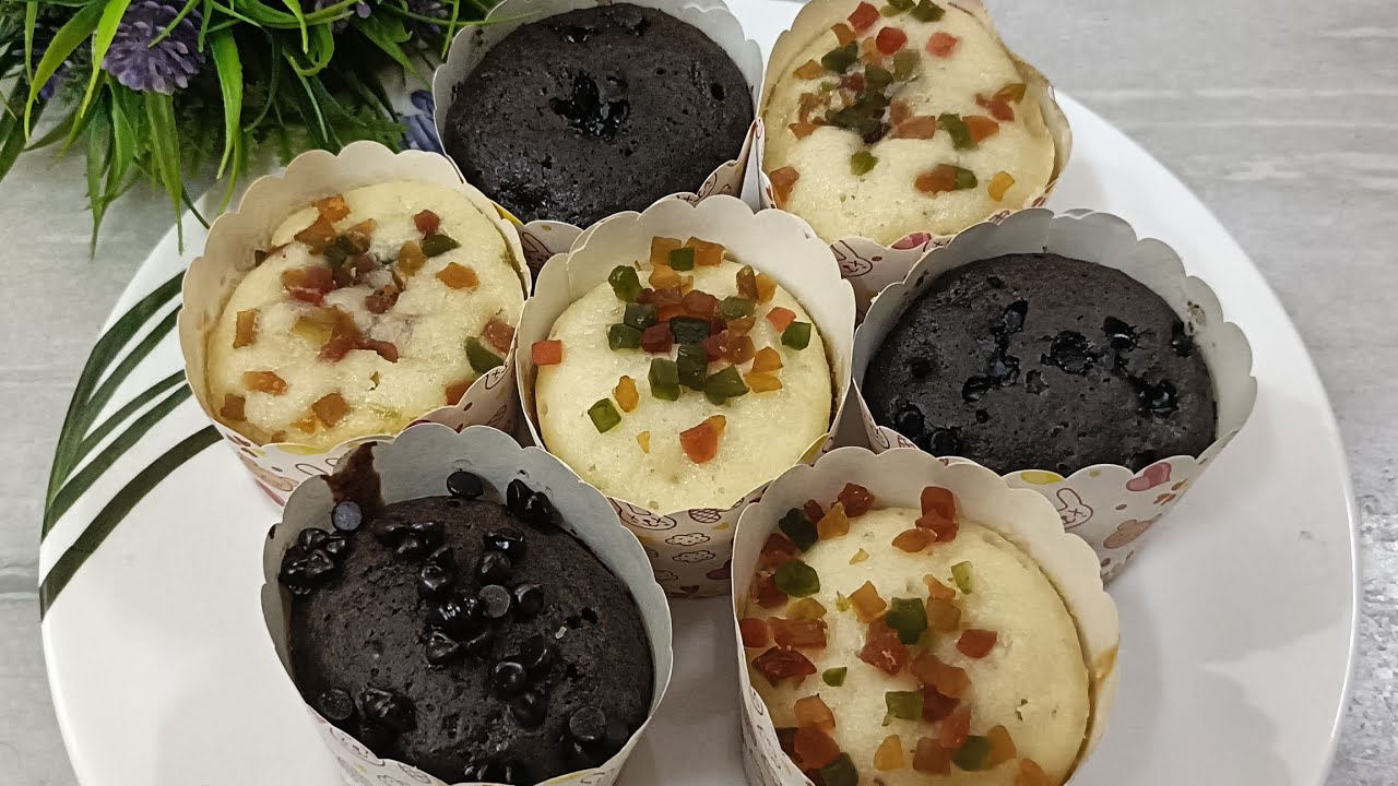 5 minutes no oven cupcake recipe easy tasty soft chocolate and vanilla cupcakes ||no fail recipe 