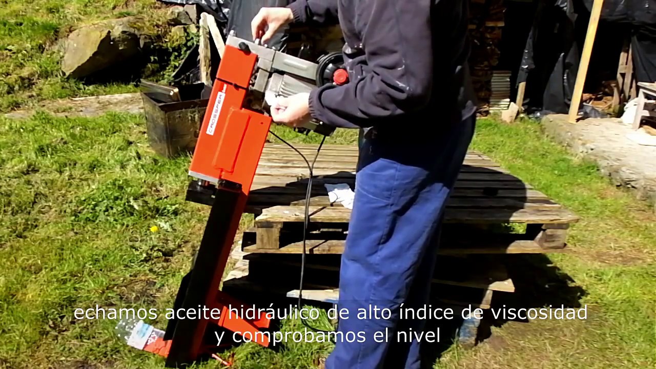 reparar astilladora leña madera