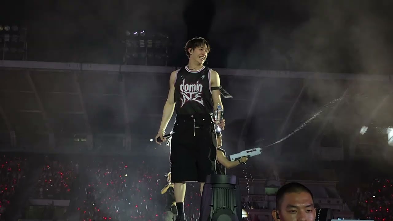 MIROH (ENCORE BANGKOK 121424)- Stray Kids Dominate Concert Live Performance Fancam