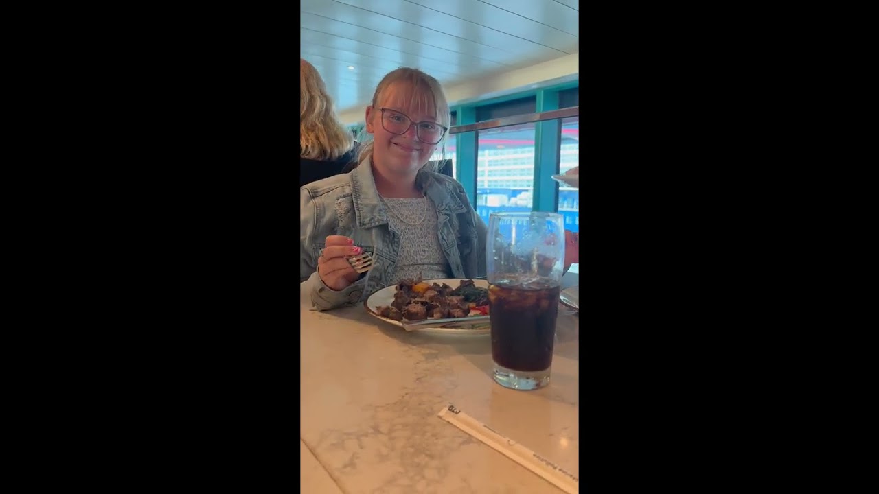 Giovanni’s on Star of the Seas@TheTravelingMomma 
