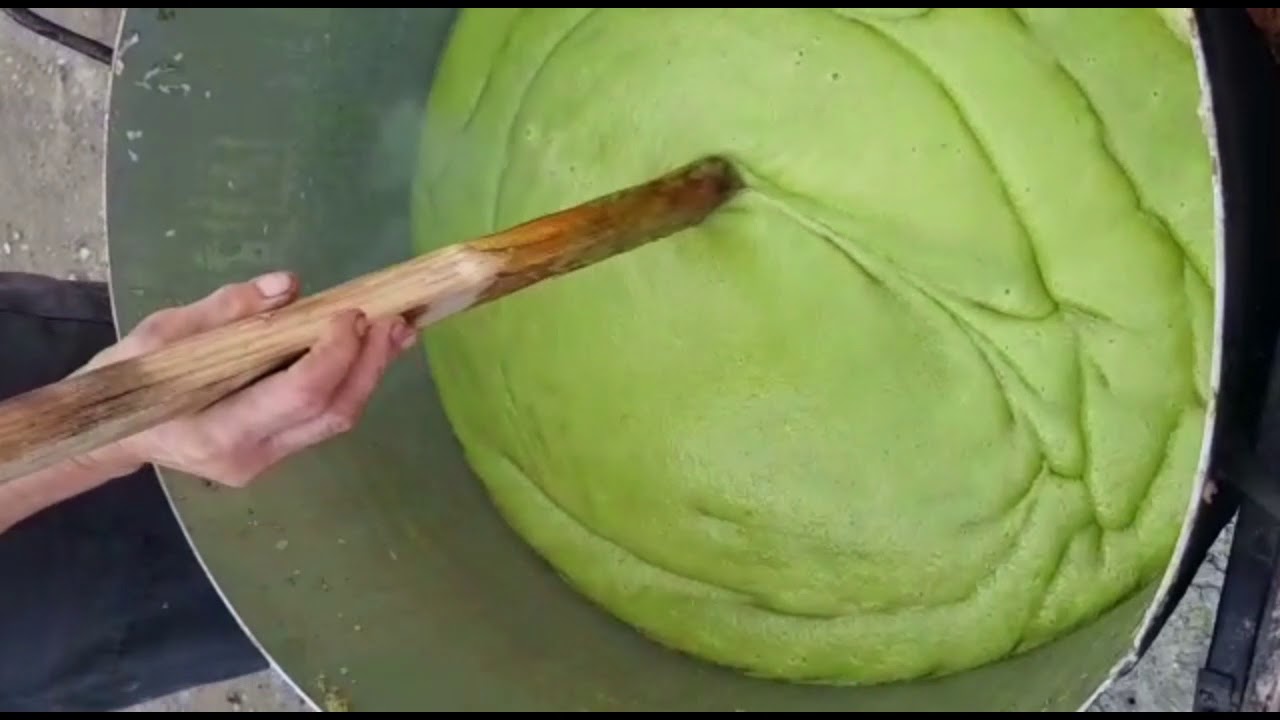 Săpun de casa din untura de porc, făcut tradițional la ceaun după o rețeta din bătrâni. La Smeeni